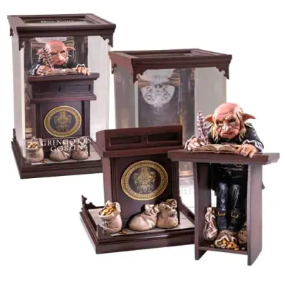 Harry Potter Magical Creatures Gringotts Goblin (Nn7552)