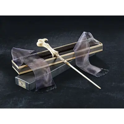 Voldemorts Trollstav i Ollivanders Box