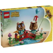 LEGO® Animal Crossing Timmy och Tommy har en rolig dag 77059 - LEGO -  Leksaksaffären