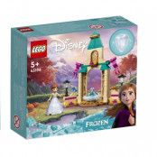 LEGO Frozen Annas castle courtyard 43198