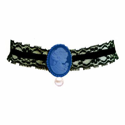 Kraghalsband med Brosch och Pärla