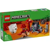 LEGO® Minecraft Attack vid Nether-portalen 21255 - LEGO -  Leksaksaffären