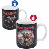 Iron Maiden Mugg - The Trooper - Tasse mit Thermoeffekt - för  svart