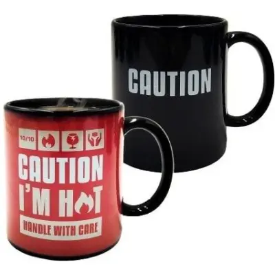 Sprüche - Fun Mugg - Caution I´m Hot - för  svart