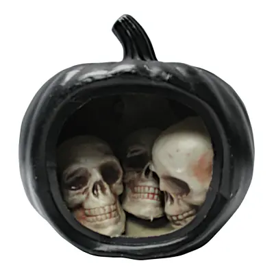 Svart Pumpa med Döskallar