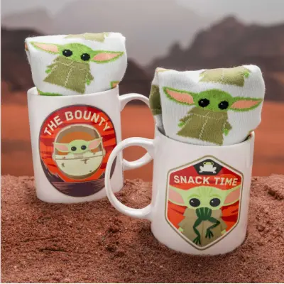 Star Wars The Mandalorian The Child& Socks Set Mug
