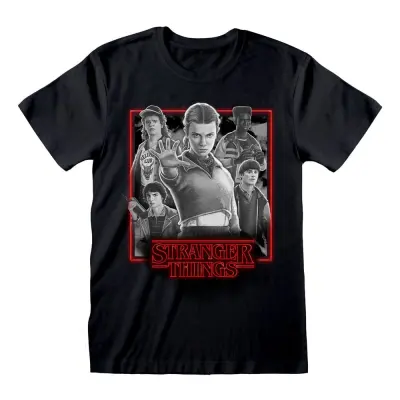 Stranger Things T-Shirt Group Artwork One Last Strange Adventure Colour Size M