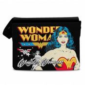Wonder Woman Messenger Bag, Accessories