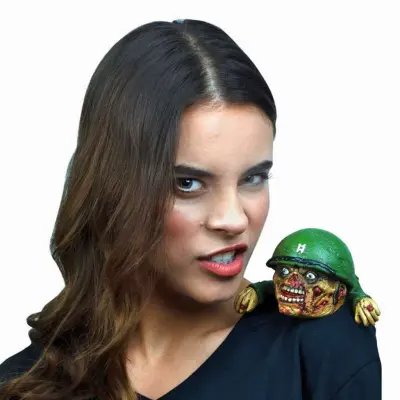 Axelfigur Ghoulish Captain Lester