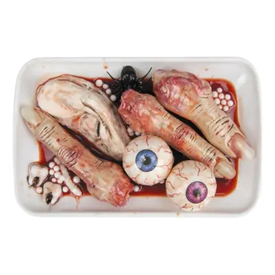 Blodiga Kroppsdelar på Fat